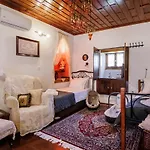 Harikleia & Maria Kefala's Land Вилла