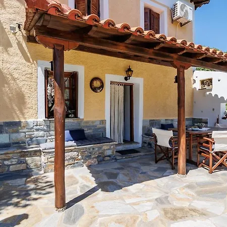 Harikleia & Maria Kefala's Land * キソス